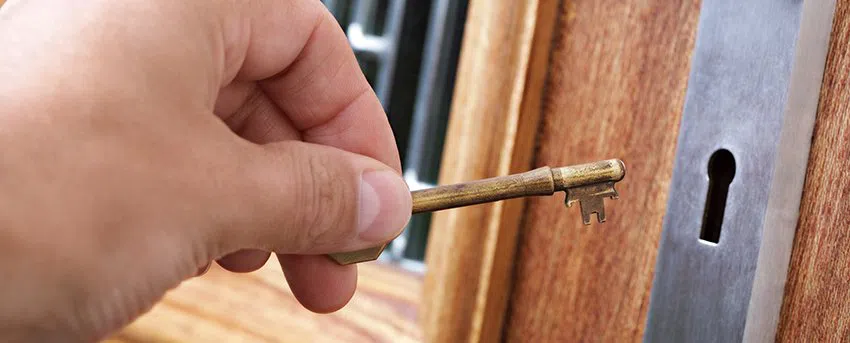 Central Locksmith Store West Linn, OR 503-305-9511 - lockout-service-01